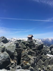 Read more about the article Climbing Yarigatake, one of Japan’s ‘best’ hikes.